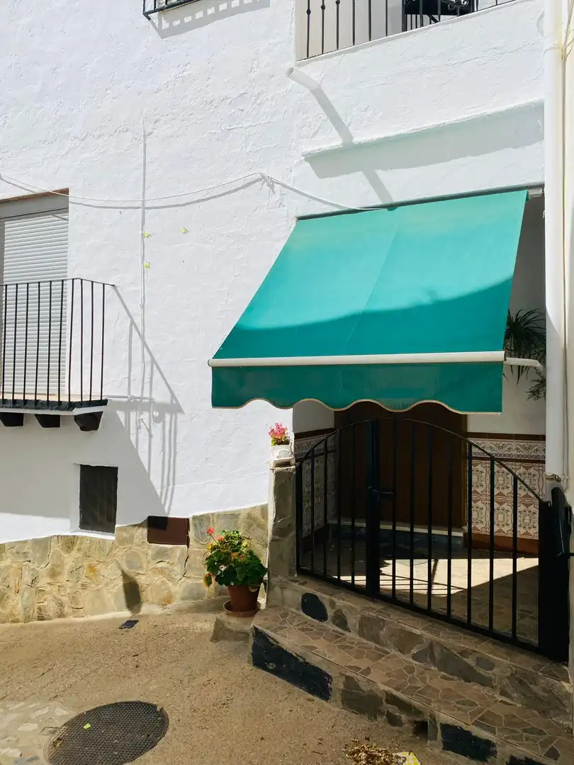 Vista exterior de Casa o xalet en venda en Sorvilán