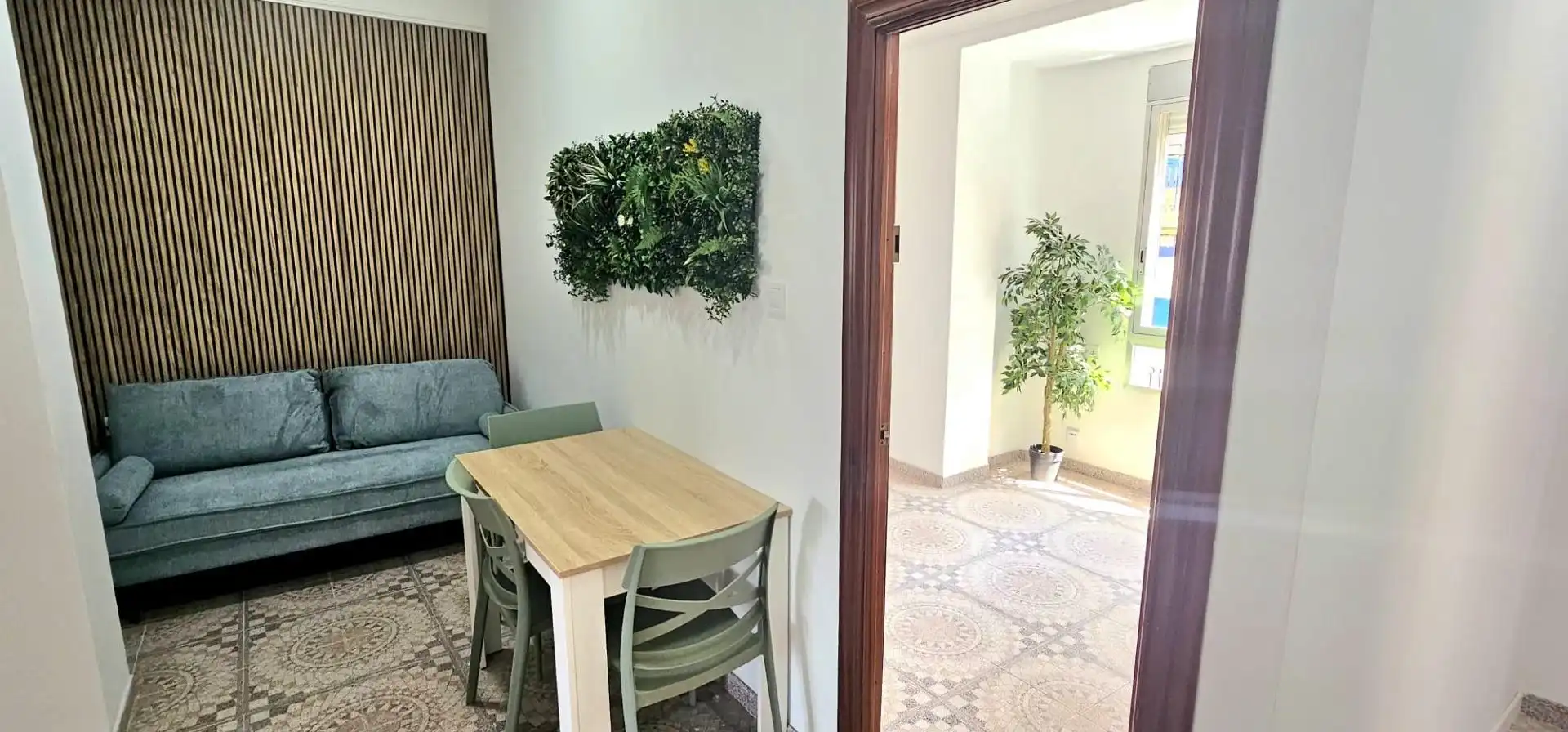 Comedor de Piso para compartir en Valencia con Terraza y Amueblado