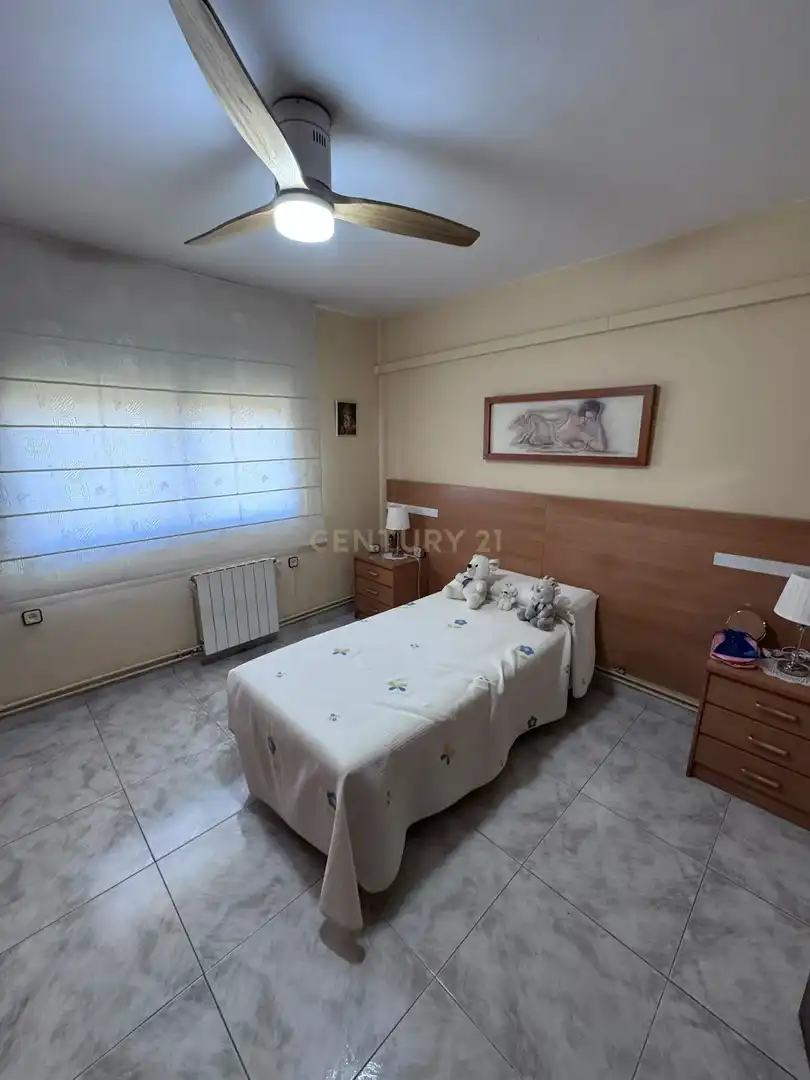 Habitación de Apartamento en venta en Badalona con Aire acondicionado y Balcón