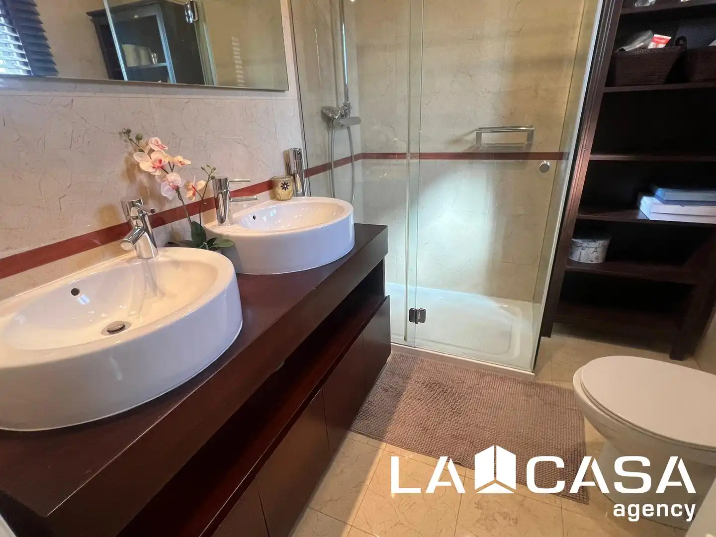 Baño de Casa adosada de alquiler en Dos Hermanas con Terraza
