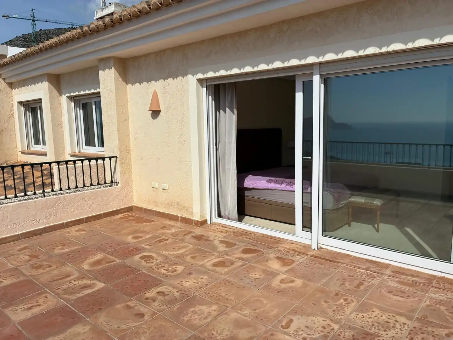 Schlafzimmer von Dachboden zum Verkauf in Altea mit Klimaanlage, Heizung und Möbliert