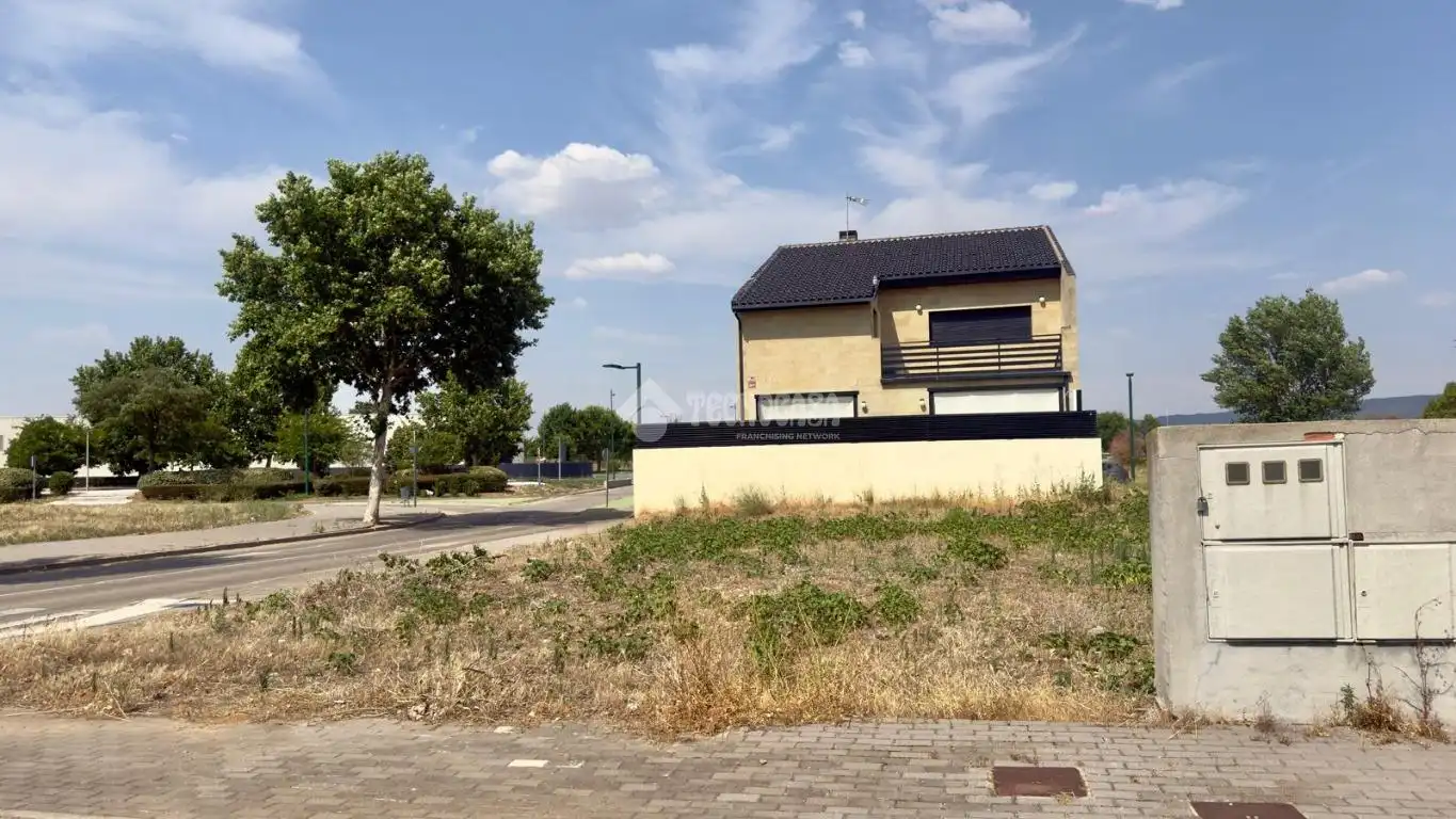 Terreny residencial en venda a Marchamalo, imagen 2