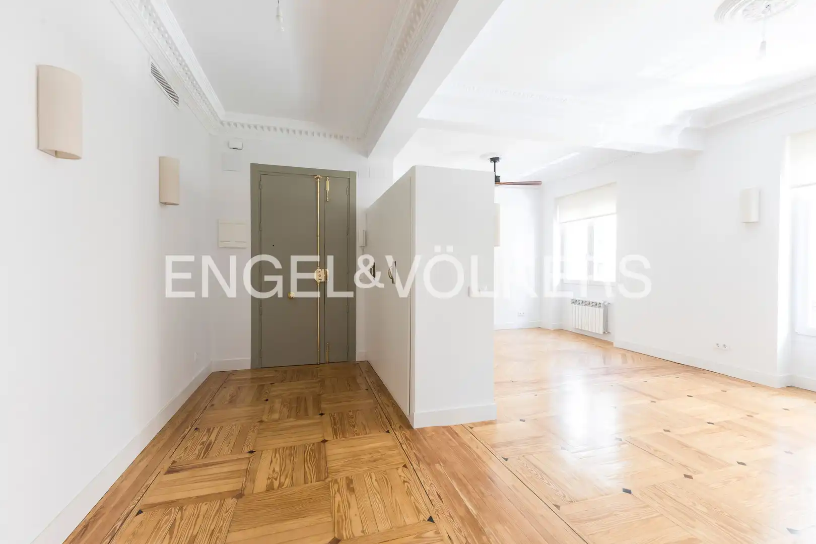 Wohnung zur Miete in Madrid mit Klimaanlage, Heizung und Parkett
