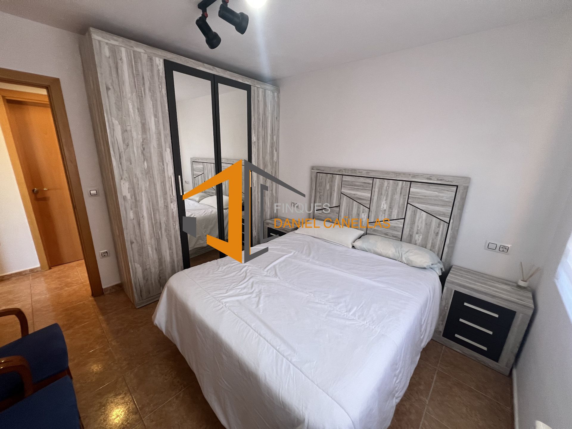 Flat for sale in Carrer de Pere Calders