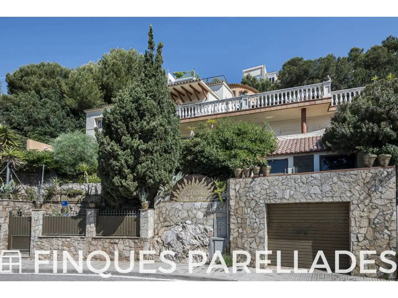 Exterior view of Houses for sale in Sitges  with Terrace and Swimming Pool