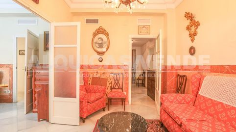 Foto 3 de Piso en venta en Barrio de los Remedios, Sevilla Capital