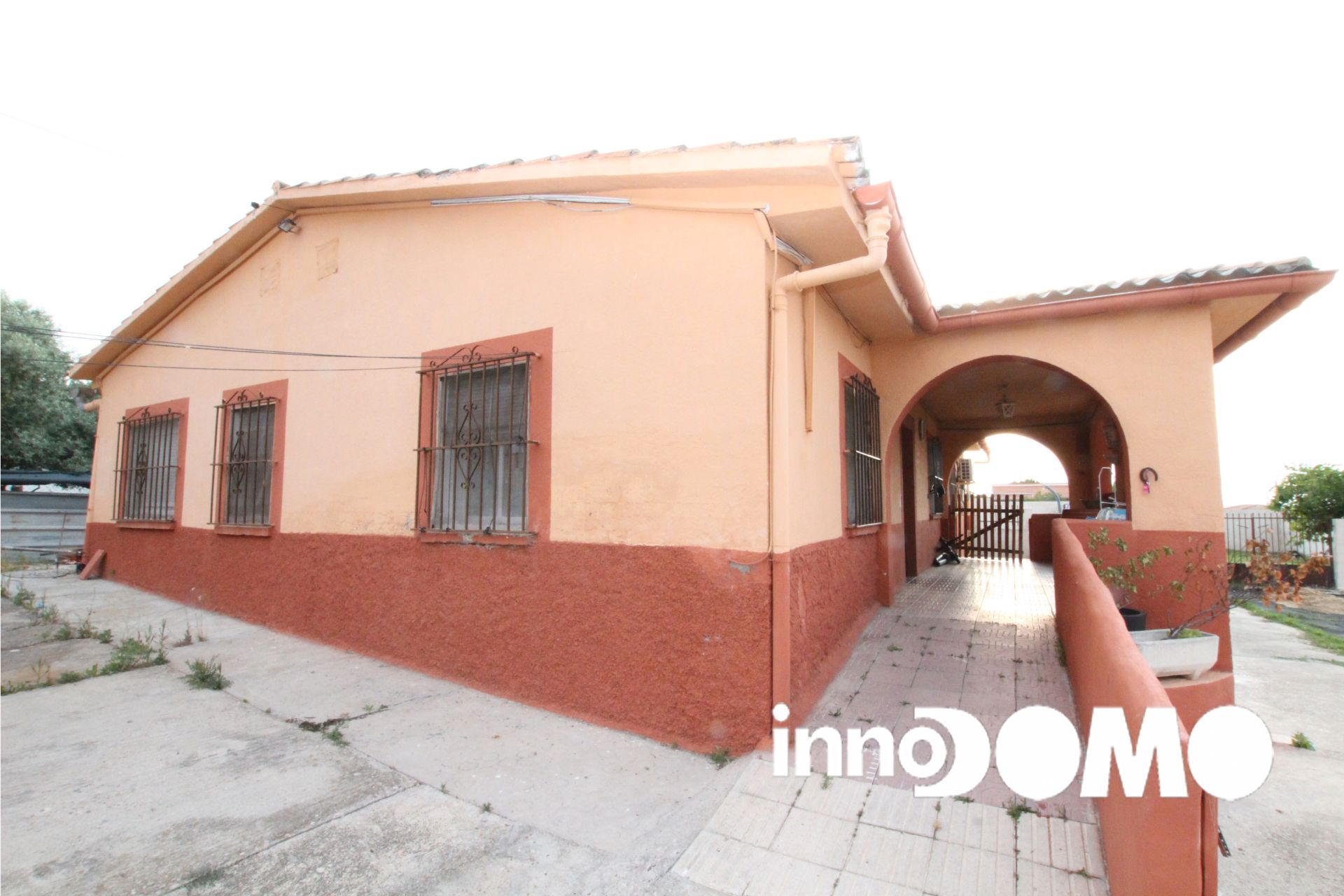 Exterior view of House or chalet for sale in Palomeque  with Heating, Private garden and Terrace