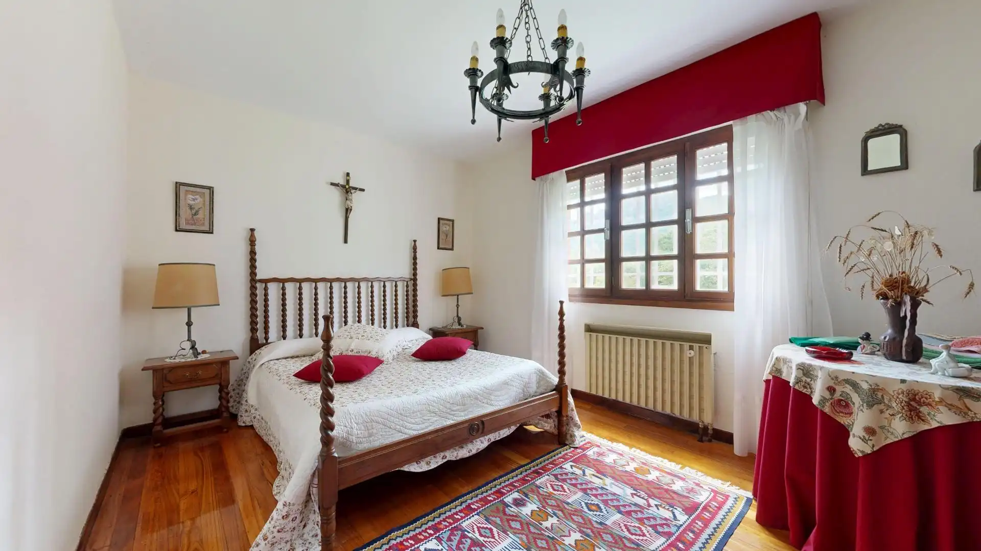 Dormitori de Casa o xalet en venda en Valle de Mena amb Jardí privat i Terrassa