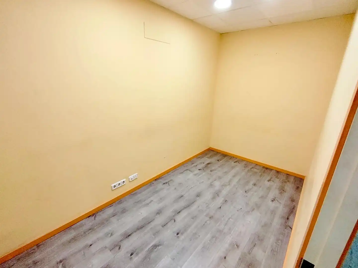 Local comercial en venta en Riu Nord, imagen 7