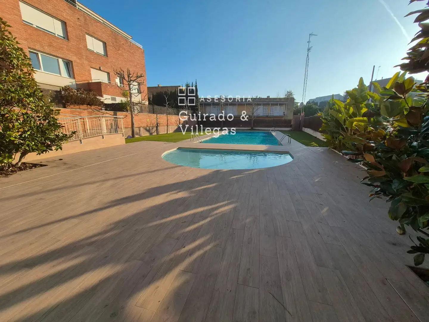 Piscina de Piso en venta en Tiana con Piscina y Piscina comunitaria