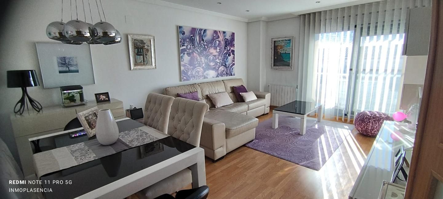 Living room of Flat for sale in Plasencia  with Air Conditioner and Terrace