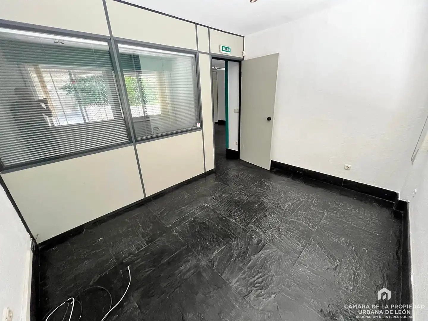 Office for rent in León Capital 