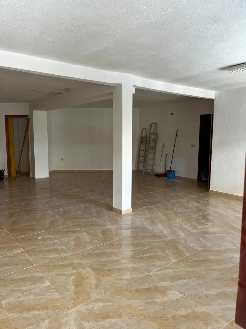 Oficina de alquiler en Barrio del Centro