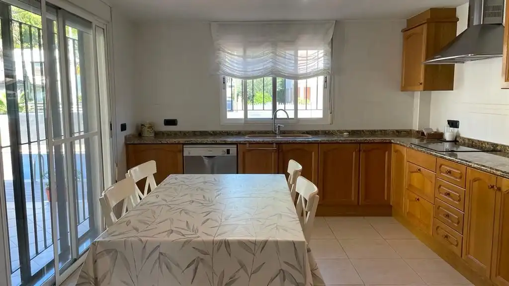 Casa amb piscina en venda a Montornés - Las Palmas - El Refugio, imagen 12