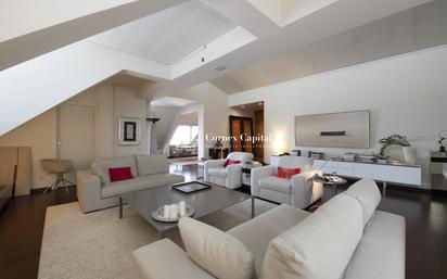 Living room of Attic for sale in  Barcelona Capital  with Air Conditioner and Terrace