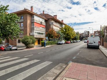 Flat with lift for sale in Casco Antiguo