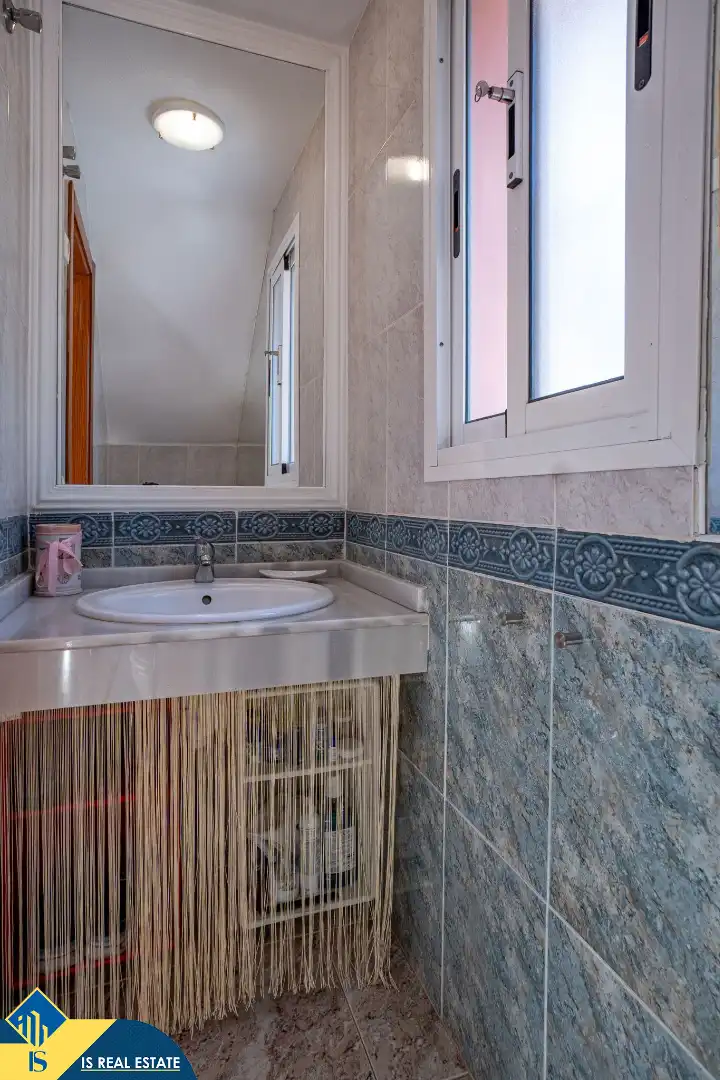 Bany de Casa o xalet en venda en Torrevieja amb Aire condicionat, Calefacció i Terrassa
