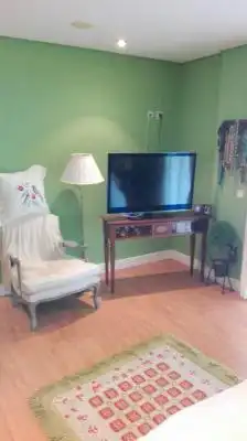 Sala de estar de Casa o chalet en venta en Valdefresno con Calefacción, Jardín privado y Trastero