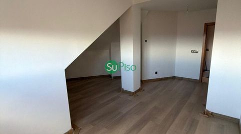 Foto 3 de Piso en venta en Avenida Rufino Rubio, 9, Yeles, Toledo