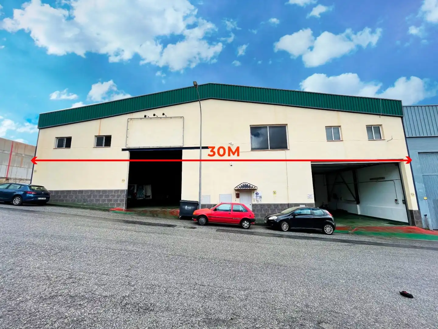 Nau industrial en venda a Calle los Olivos 4