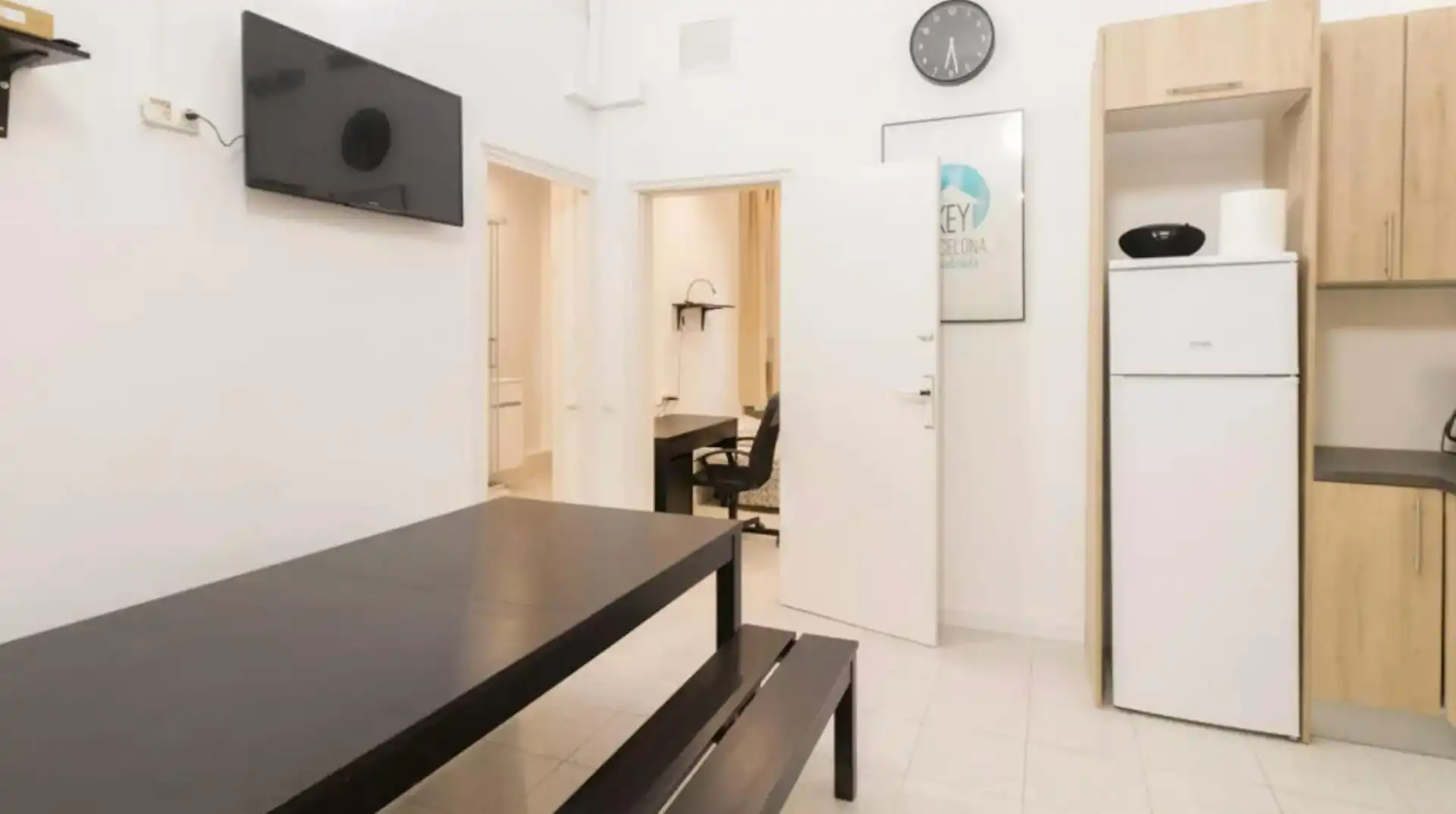 Dining room of Flat for share in Barcelona  with Air Conditioner, Heating and Furnished
