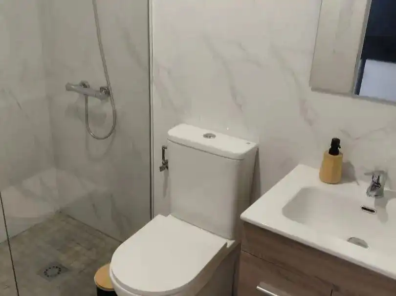 Bathroom of Houses for sale in Constantina  with Air Conditioner, Swimming Pool and Furnished