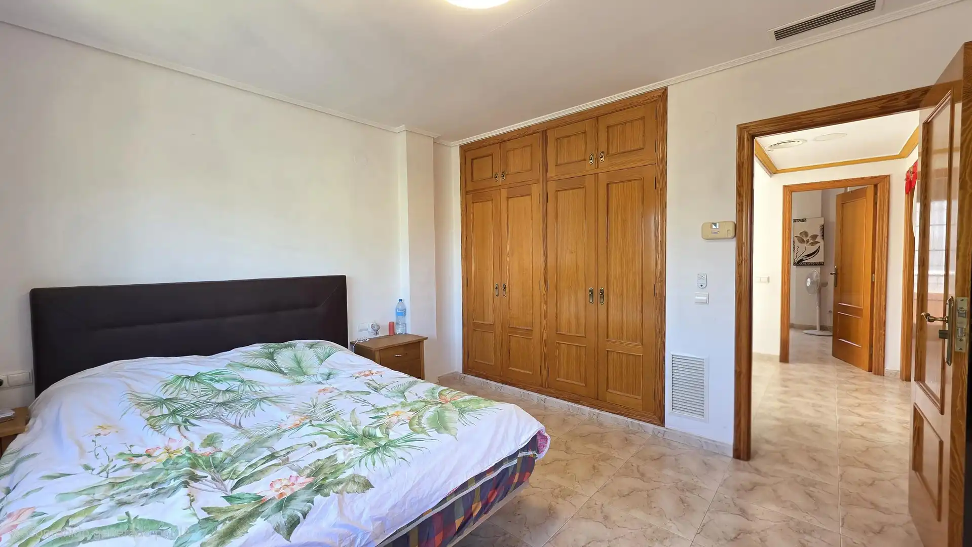 Schlafzimmer von Haus oder Chalet zum Verkauf in Gandia mit Privatgarten, Terrasse und Balkon
