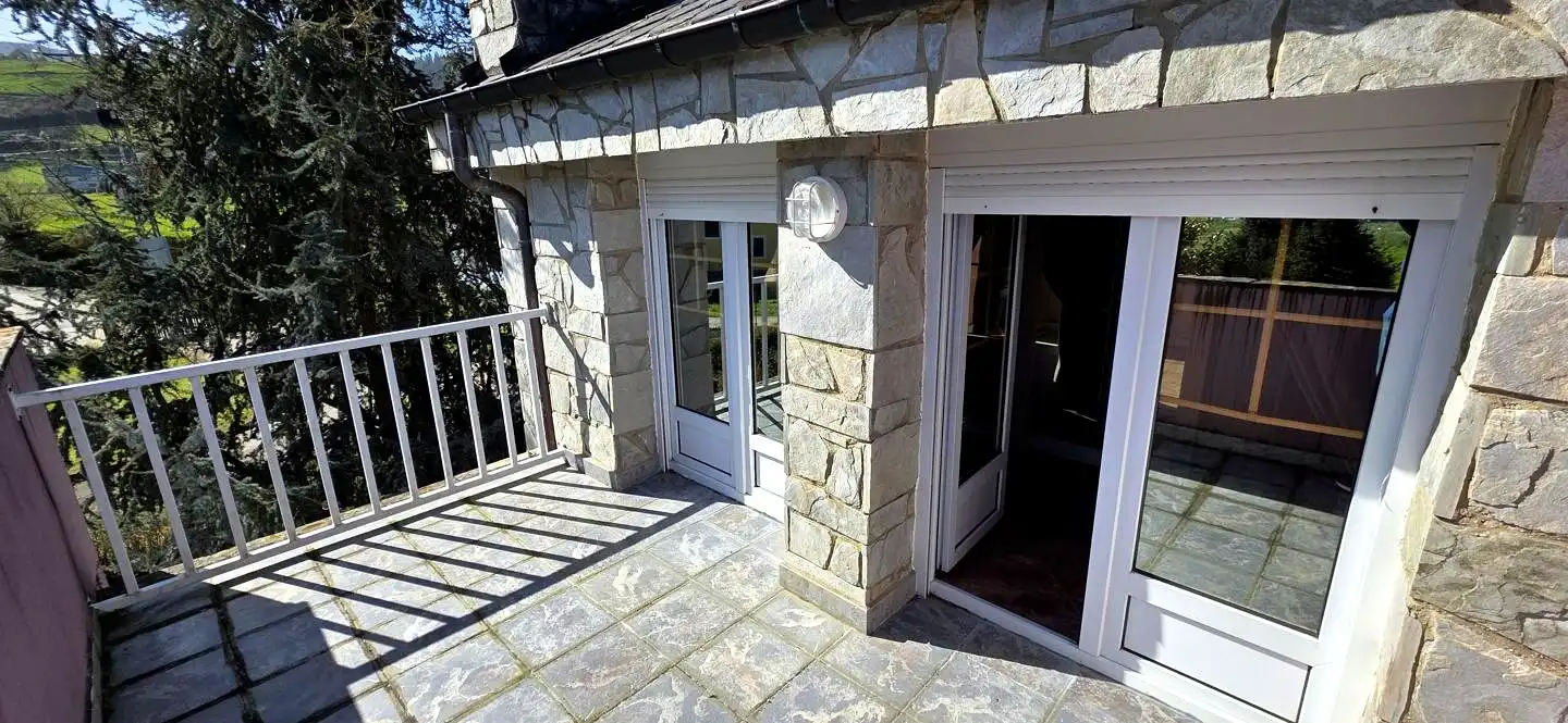 Balcony of Houses for sale in Valdés - Luarca  with Heating, Private garden and Parquet flooring