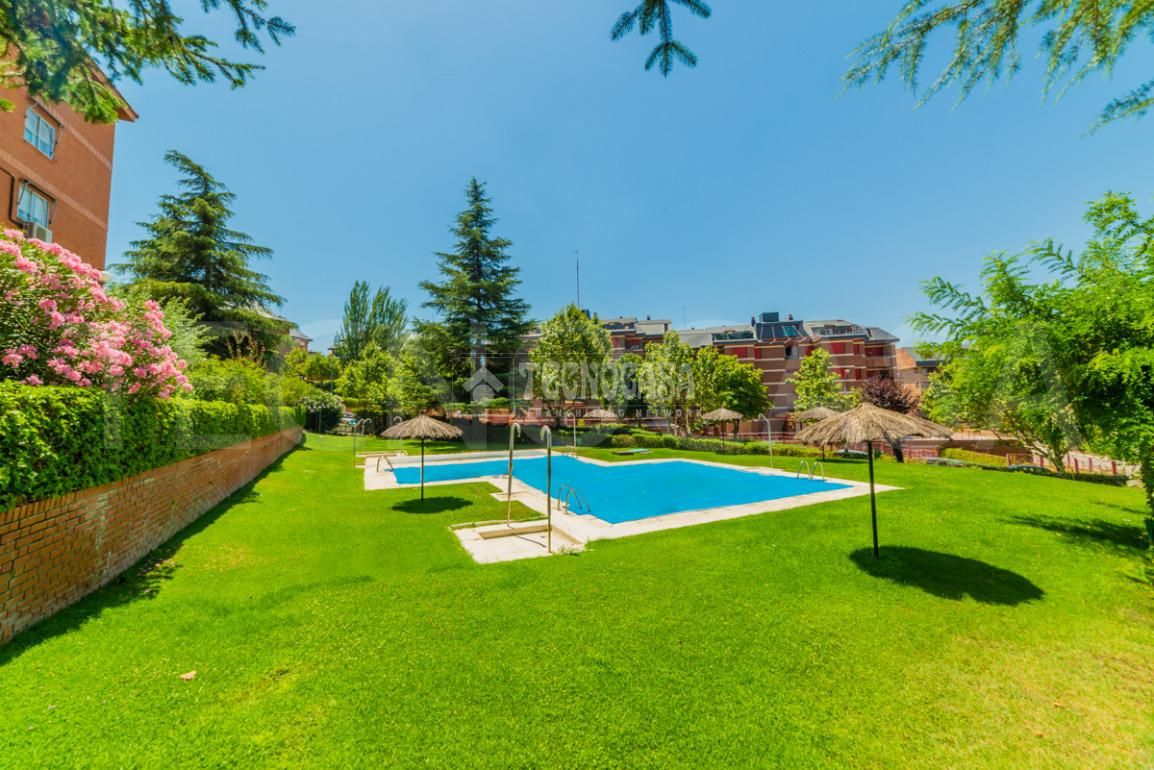 Garden of Flat for sale in Majadahonda  with Air Conditioner