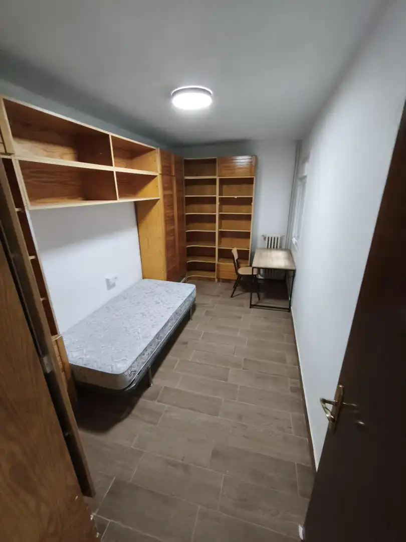 Wohnung zur Miete in Príncep de Viana - Clot -Xalets Humbert Torres