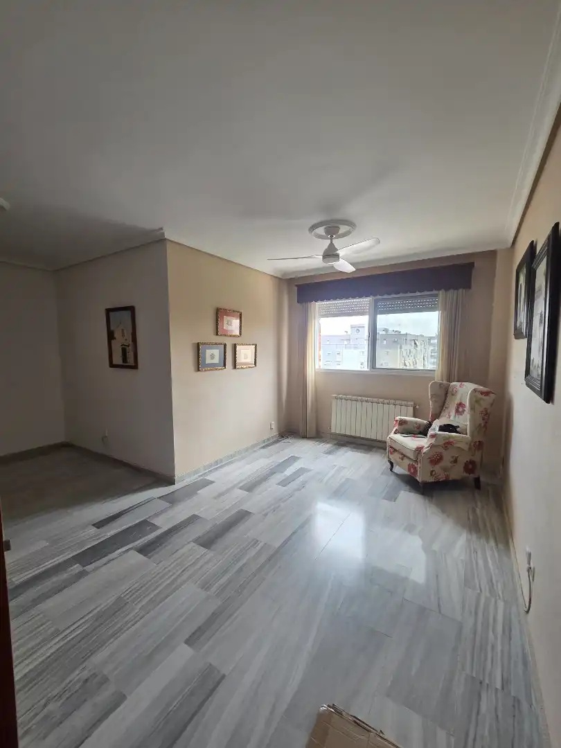 Sala d'estar de Pis en venda en Badajoz amb Aire condicionat, Calefacció i Rentadora