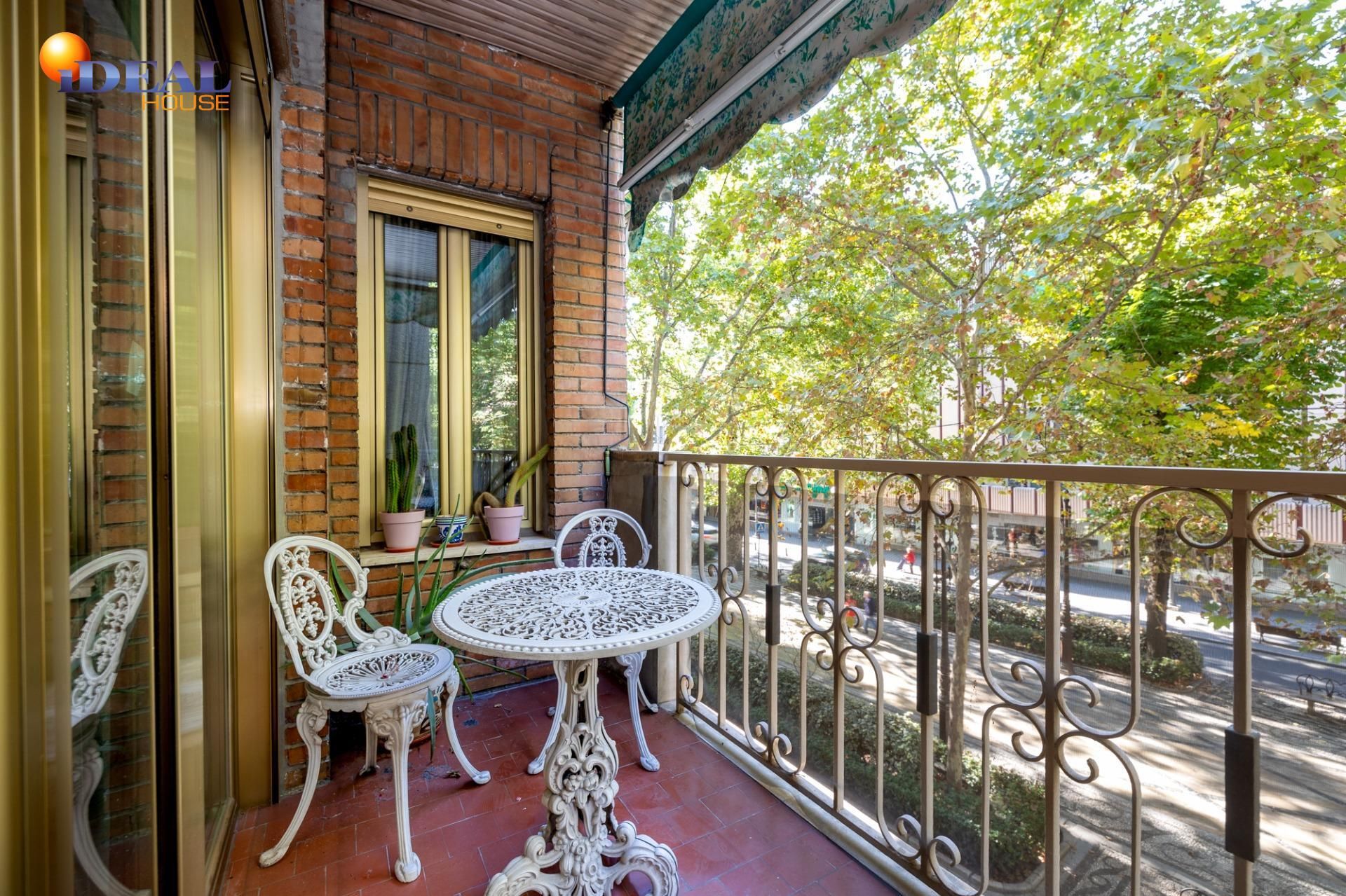 Flat for sale in Calle Calle Carrera de la Virgen, San Matías - Realejo