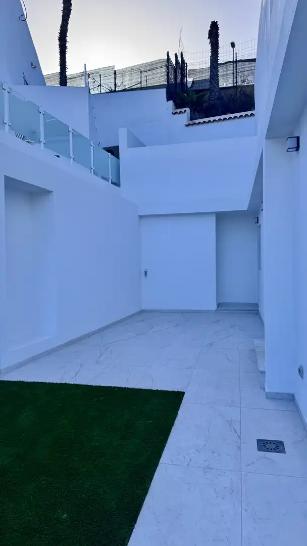 Casa o chalet en venta en Adeje con Aire acondicionado, Jardín privado y Terraza