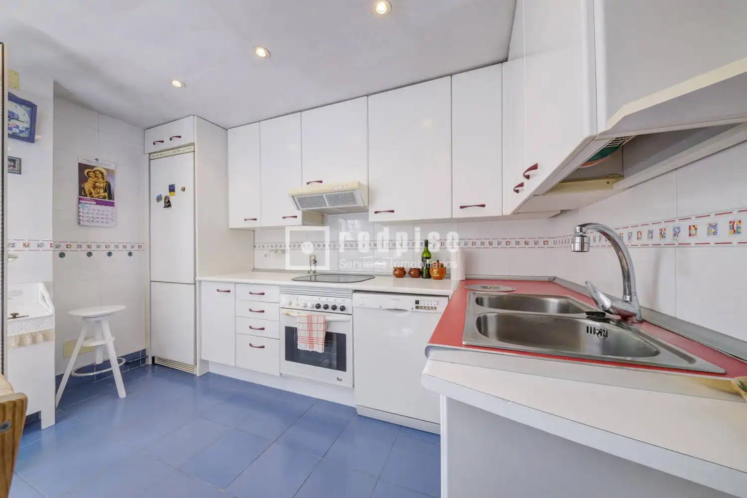 Kitchen of Flat for sale in Pozuelo de Alarcón  with Heating, Private garden and Parquet flooring