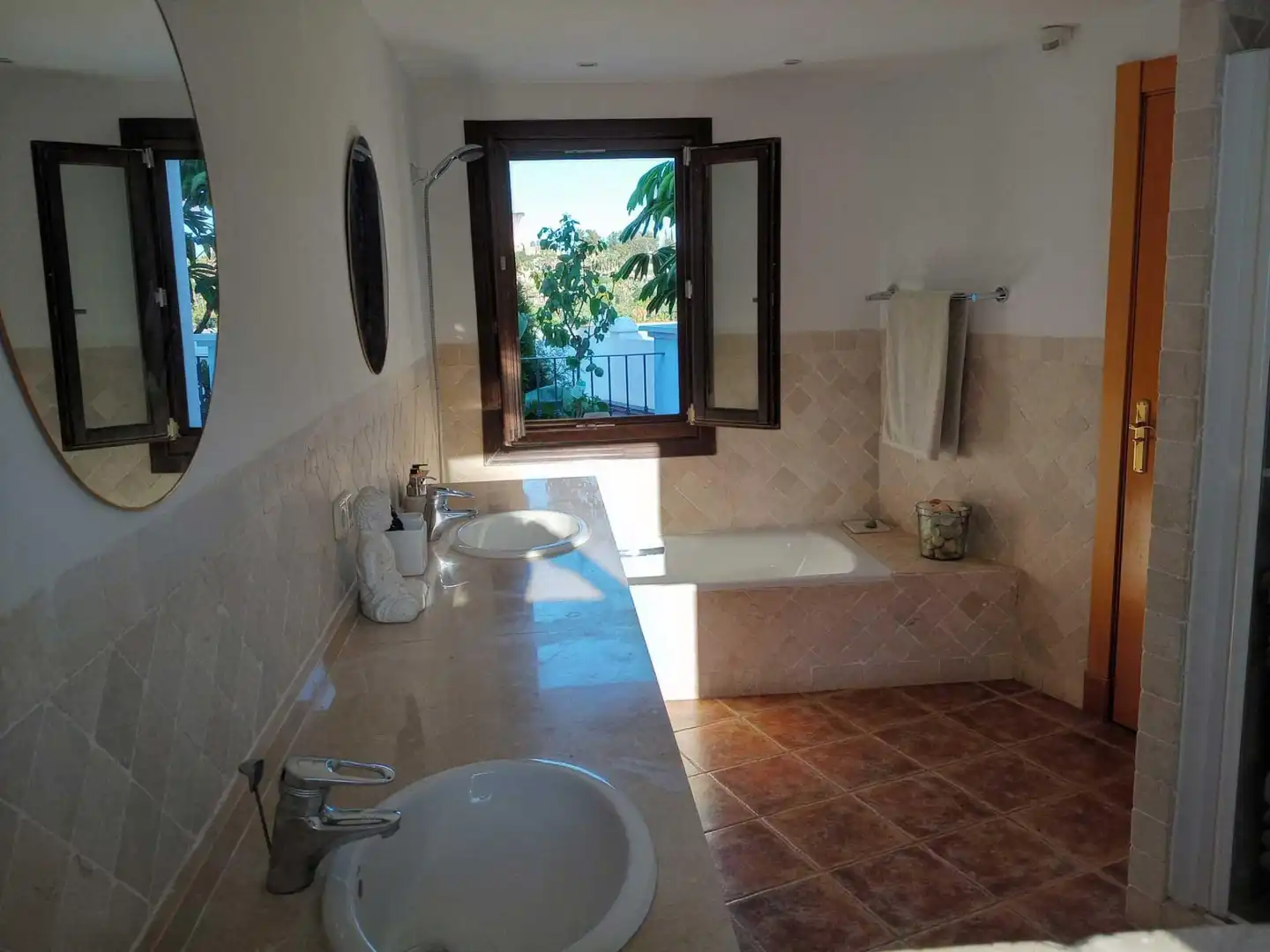 Baño de Casa adosada en venta en Estepona