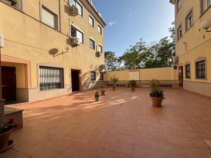 Vista exterior de Pis en venda en Maracena amb Calefacció, Parquet i Terrassa