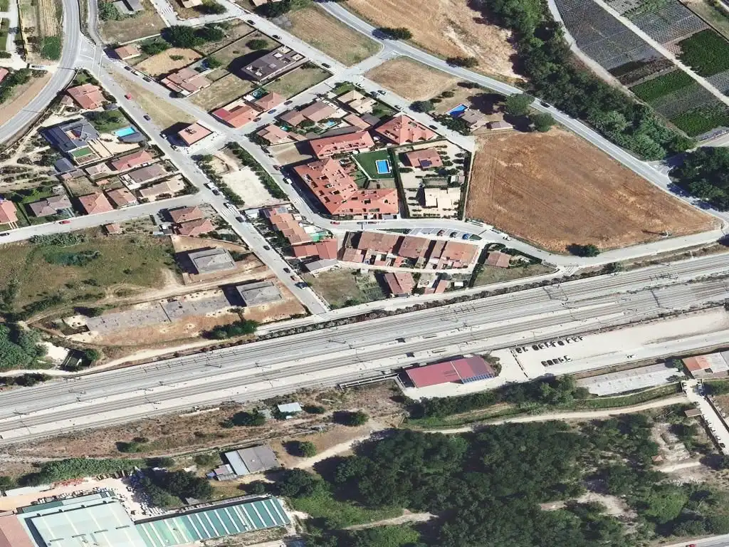 Wohnbaugrundstück zum Verkauf in MOSSEN PERE RIBOT 31, imagen 2
