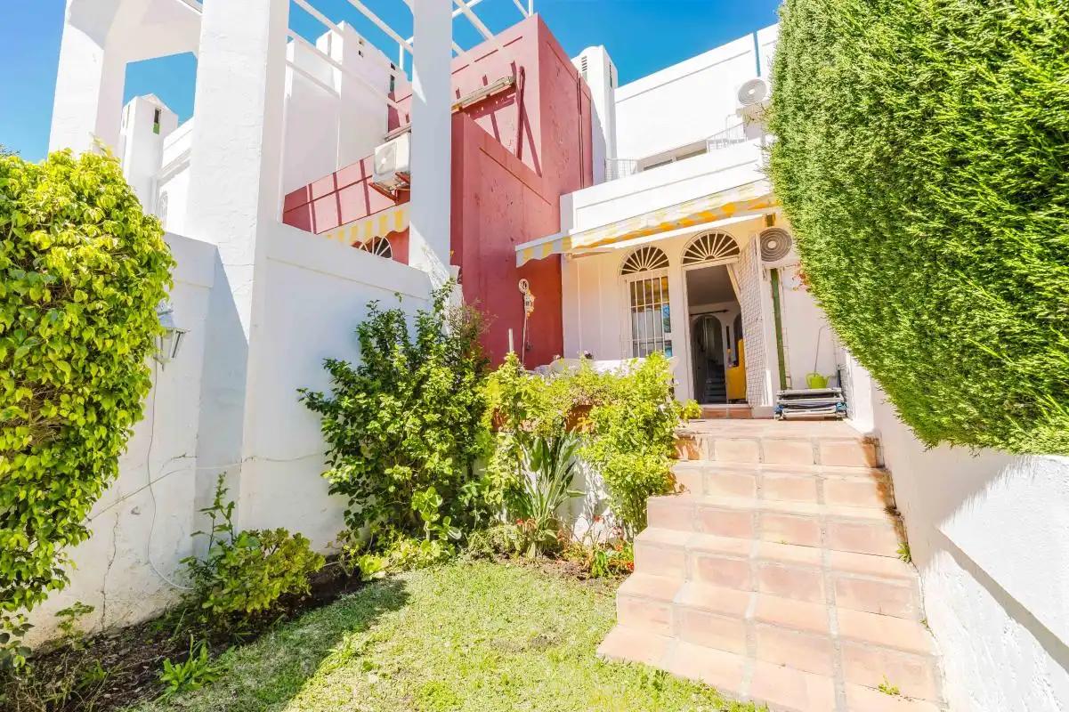 Detached homes for sale in Calle Oslo, Capistrano