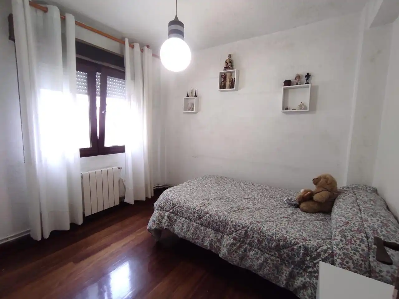 Habitación de Piso en venta en Santander con Calefacción y Parquet