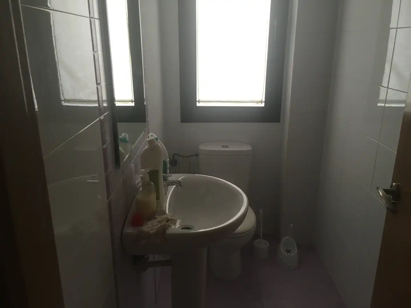 Bathroom of Detached homes for sale in La Muela  with Heating, Private garden and Parquet flooring