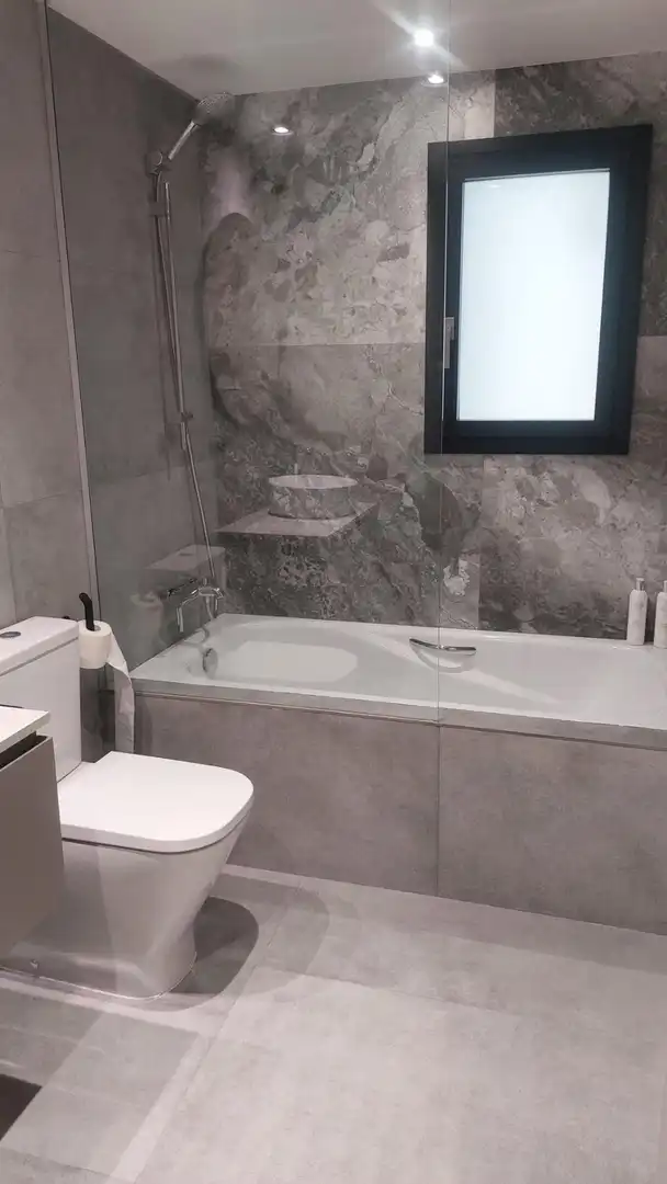 Bany de Casa o xalet en venda en Sant Pere de Ribes amb Piscina