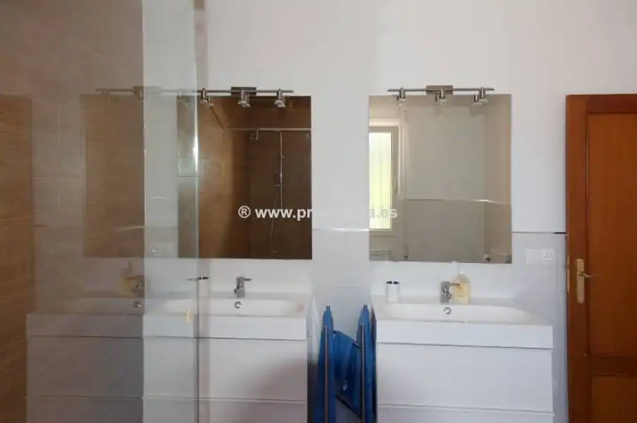 Bathroom of Houses for sale in Dénia  with Air Conditioner, Heating and Private garden