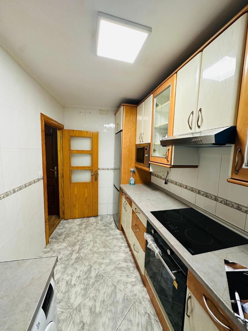 Cocina de Piso en venta en Valladolid Capital con Calefacción
