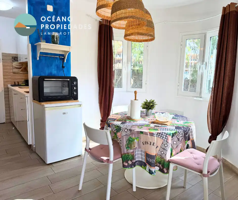 Cocina de Estudio en venta en Teguise con Piscina comunitaria