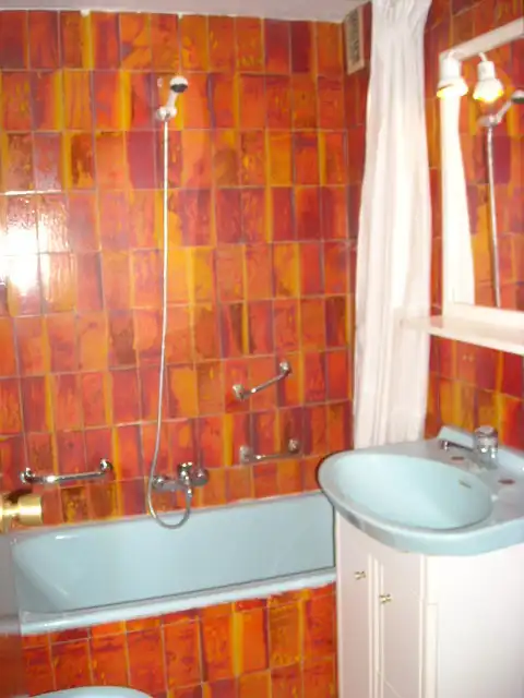 Bathroom of Flat for rent in Zaragoza  with Heating, Parquet flooring and Furnished