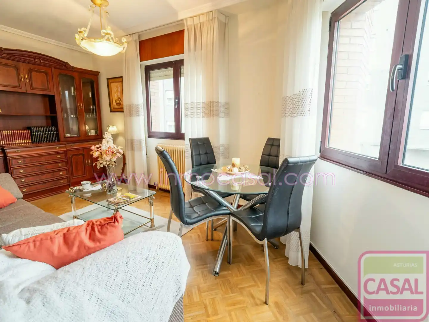 Sala de estar de Piso en venta en Castrillón con Calefacción, Terraza y Amueblado