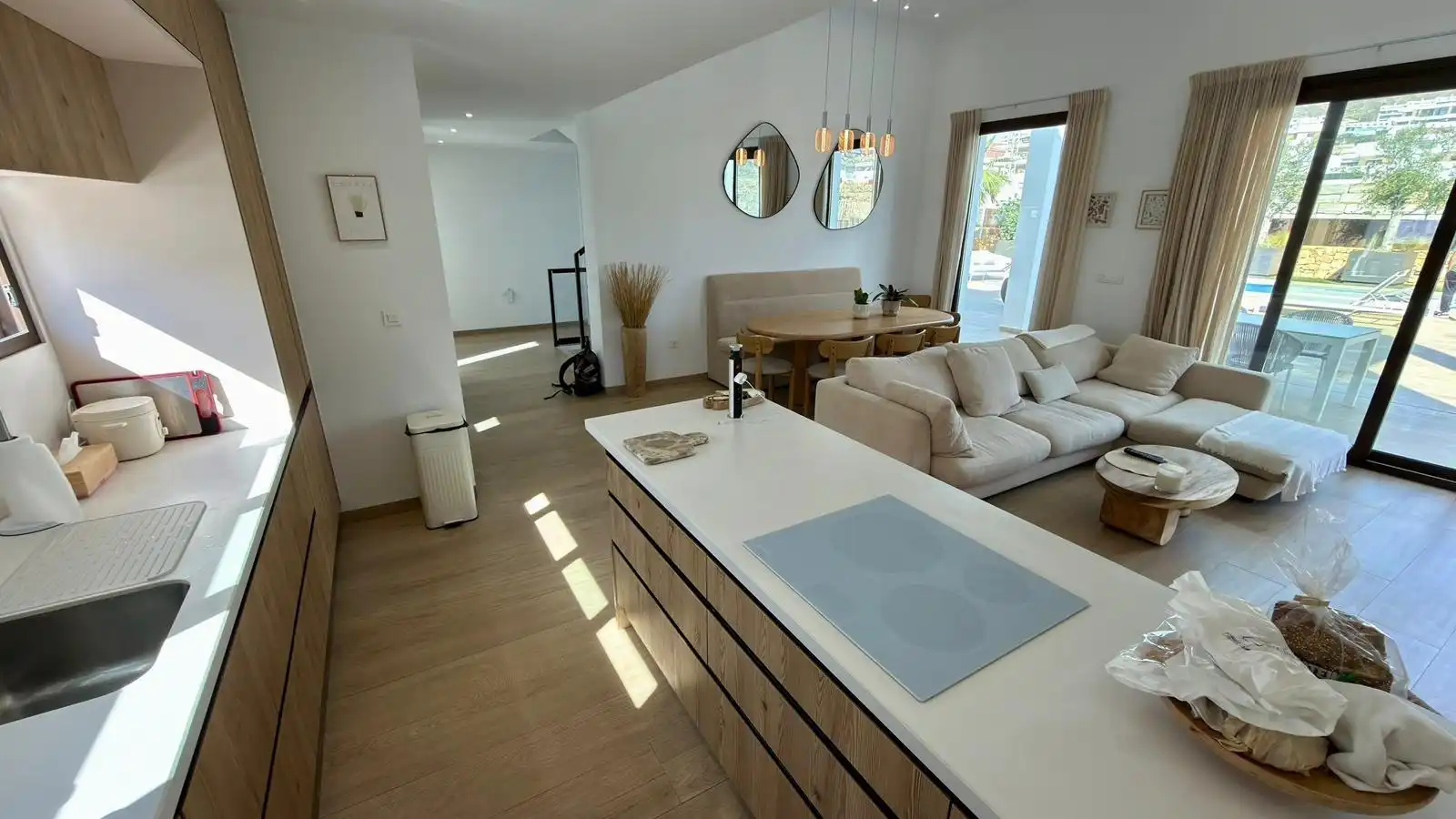 Chalet con piscina en venta en Calle EQUADOR, imagen 6