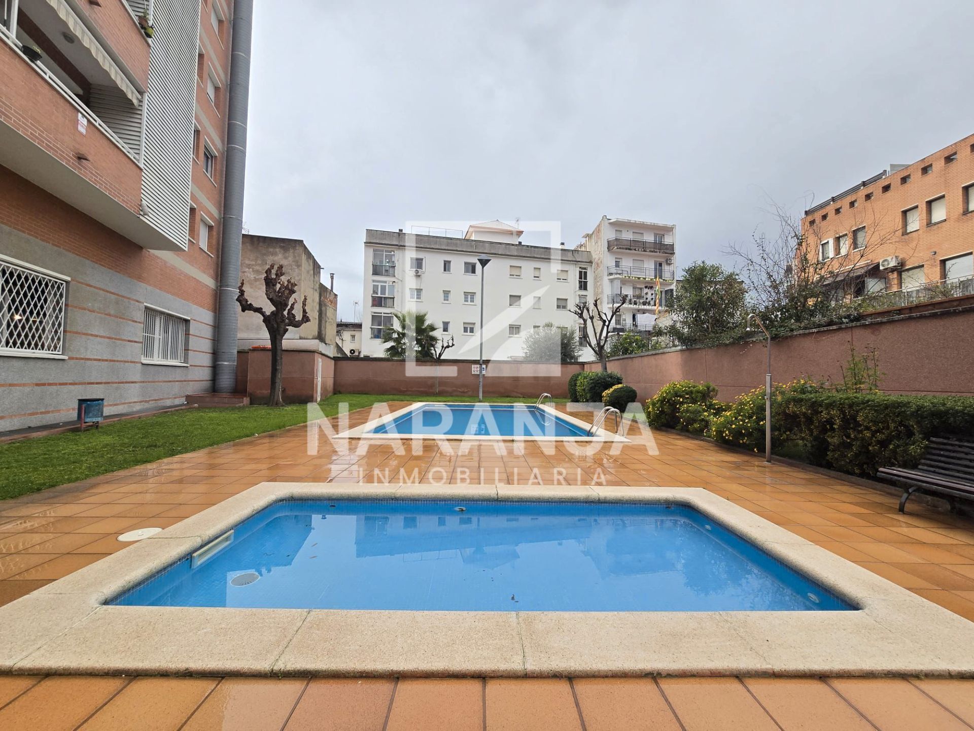 Swimming pool of Flat for sale in Mollet del Vallès  with Balcony and Community pool