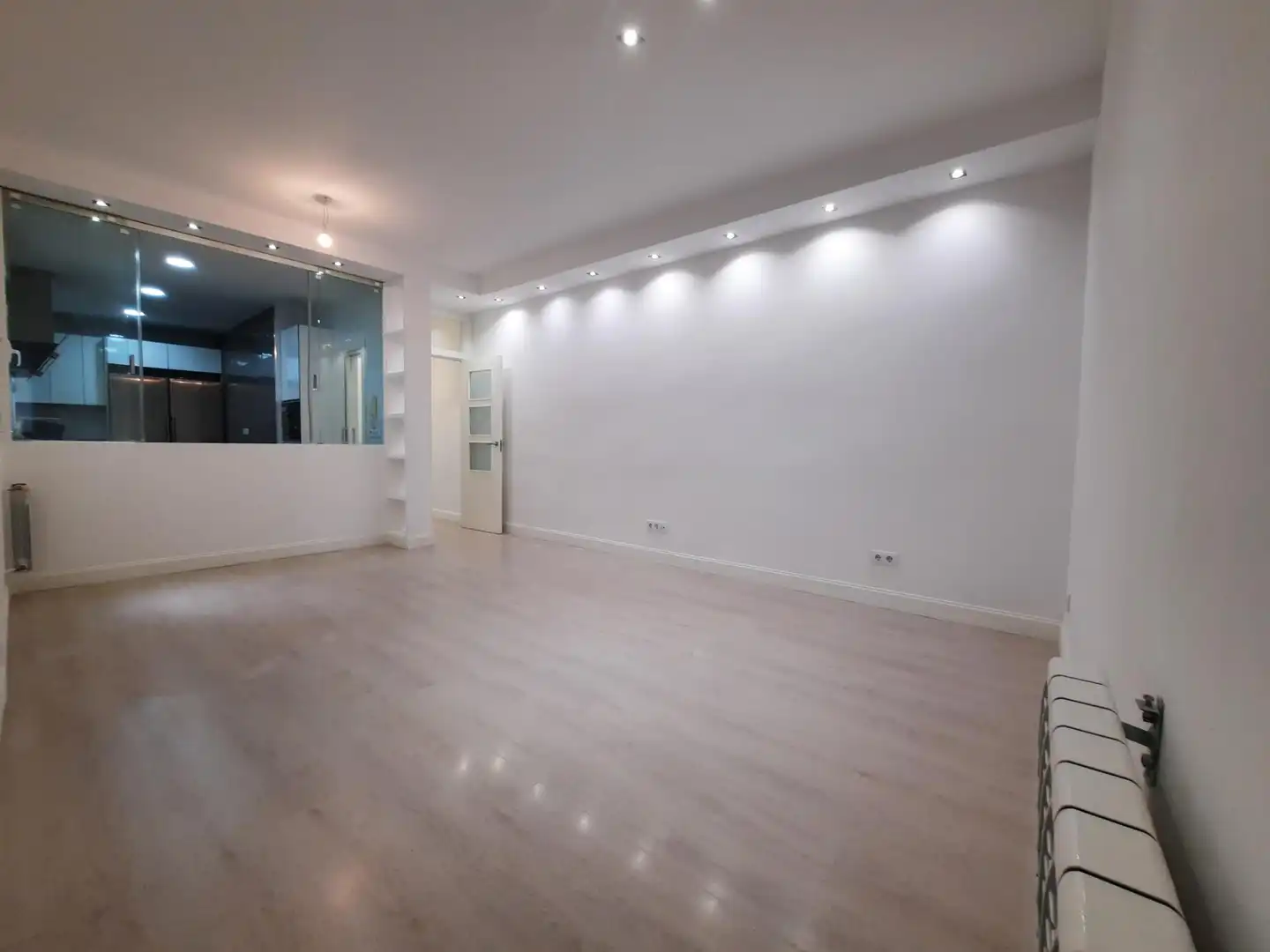 Wohnung zur Miete in Madrid mit Klimaanlage, Heizung und Parkett