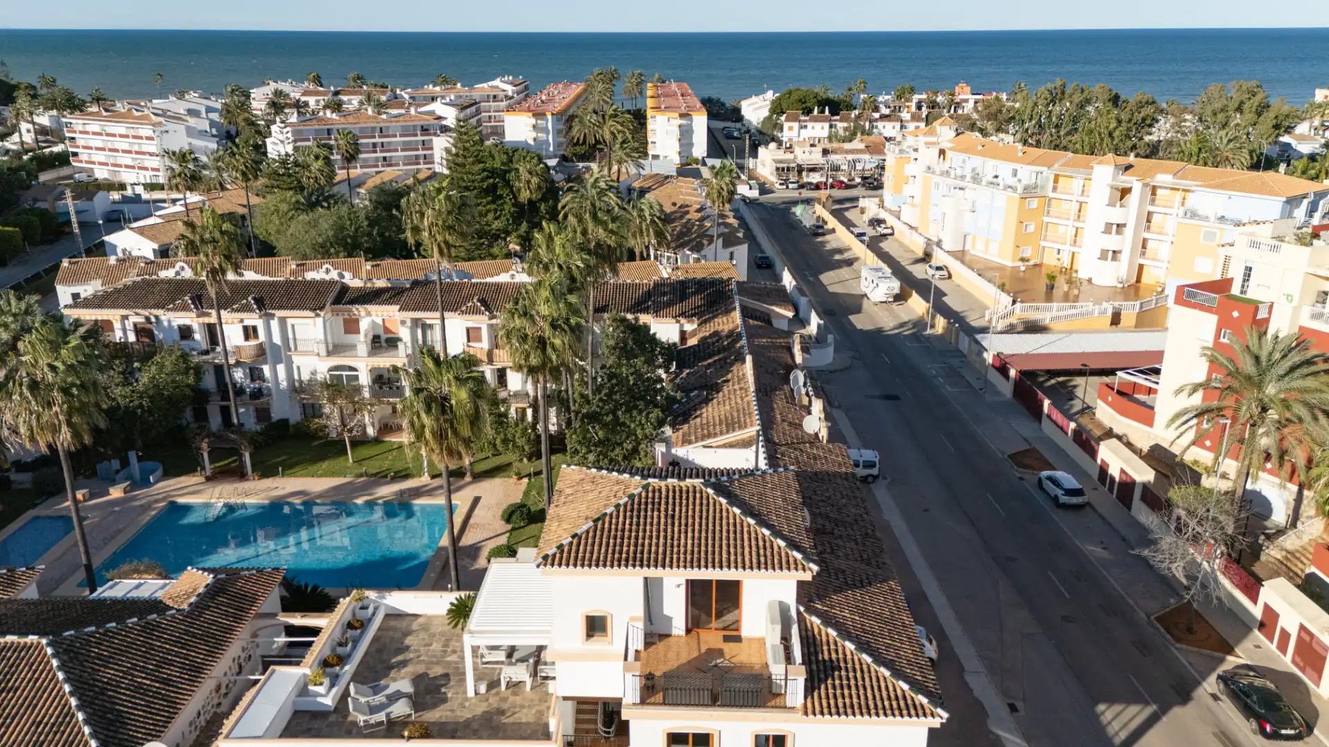 Vista exterior de Àtic en venda en Dénia amb Aire condicionat, Rentadora i Balcó